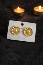 Elegant Gold Flower Pearl Stud Earrings for Women - Image 3